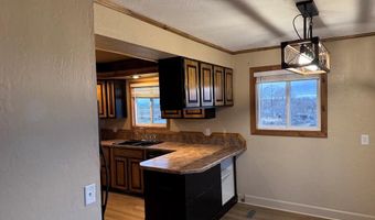 2932 S Arthur St, American Falls, ID 83211