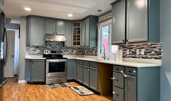 303 Reservoir Ave, Lincoln, RI 02865