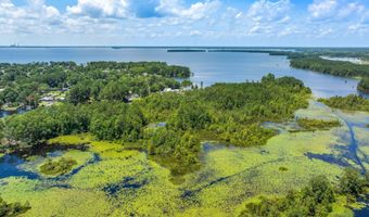 215 Hines Dr, Bonneau, SC 29431