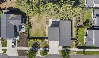 61547 SE Lincoln Ln, Bend, OR 97702