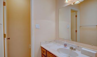 1855 MURRAY Loop, Bosque Farms, NM 87068