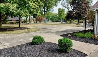 2982 Homeworth Rd, Alliance, OH 44601