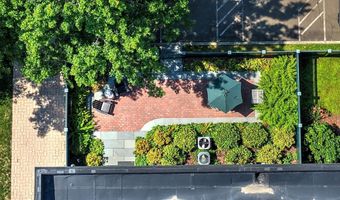 1 Indian Neck Ave 4, Branford, CT 06405