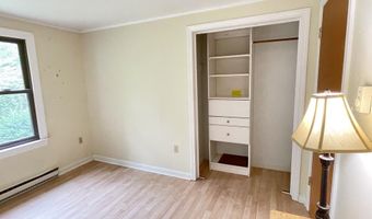 45 Seaview Ter, Belfast, ME 04915