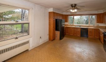 341 Tremont St, Barre, VT 05641
