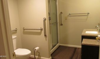 100 Lynndale Rd, Altoona, PA 16602