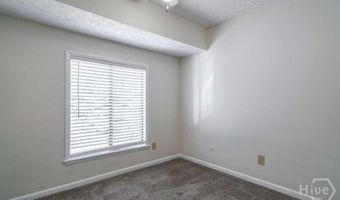 108 Fernbanks Ct, Athens, GA 30605