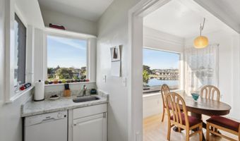 2000 CLINTON Ave, Alameda, CA 94501