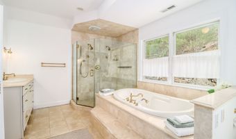62 Riverford Rd, Brookfield, CT 06804