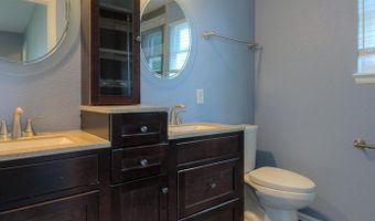 5551 S Yakima St, Aurora, CO 80015