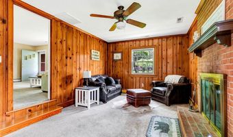12352 Lees Ln, Ashland, VA 23005