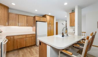 1412 Court St, Adel, IA 50003
