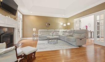 309 High Blf, Aurora, OH 44202