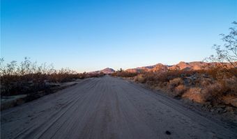 2641 S Javelina Rd, Yucca, AZ 86438