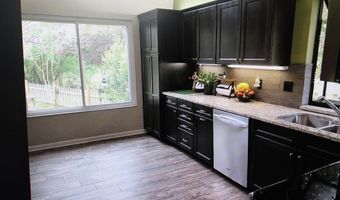 10724 Creek Dr, Alachua, FL 32615