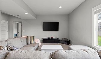 16025 Craig St, Basehor, KS 66007