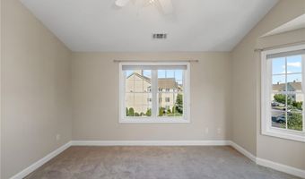 60 Saw Mill Dr 301, North Kingstown, RI 02852