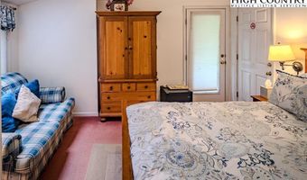 4584 4582 NC Highway 194 S, Banner Elk, NC 28604