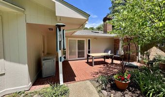 2901 Country Club Rd, Arkadelphia, AR 71923