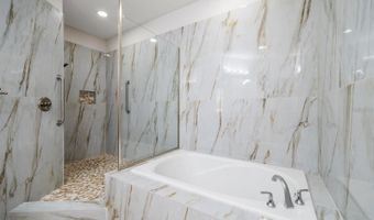 1030 BELLASOL Way 201, Apollo Beach, FL 33572