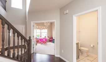 1661 Devonshire Ave, Avon, IN 46123