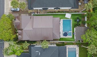 332 4TH St, Atlantic Beach, FL 32233