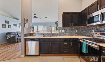 3819 Topeka Ave, Caldwell, ID 83605