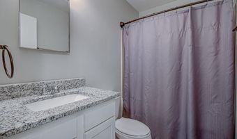 322 Whippoorwill Dr, Batesville, IN 47006