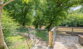 17088 N Fork River Rd, Abingdon, VA 24210
