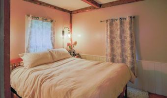 1312 Macintosh Hill Rd, Bethel, VT 05060