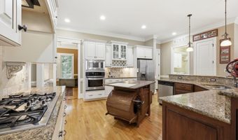 2612 Whistleberry Ct, Apex, NC 27539