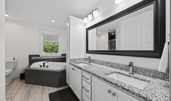 10675 W Andry Ln, Birdseye, IN 47513