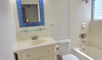 3045 Ala Napuaa Pl 319, Honolulu, HI 96818