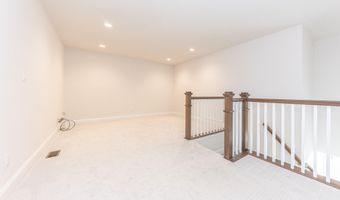 3341 Roseford Blvd, Ann Arbor, MI 48105