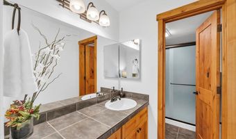 2090 Chalet Rd 9, Alpine Meadows, CA 96146
