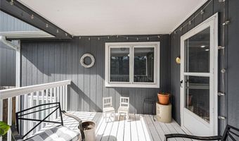 1105 Grove St, Baldwin City, KS 66006