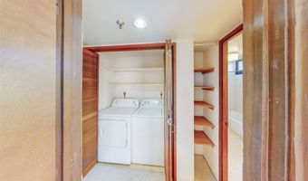 5080 Likini St 518, Honolulu, HI 96818