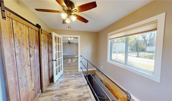 705 Glenview Dr, Albert Lea, MN 56007