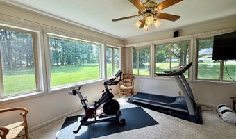 105 Beechwood Dr, Beaver, WV 25813