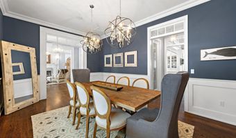 9 Beacon Hill Rd, Atlantic Highlands, NJ 07716