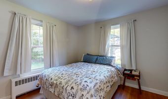 232 Lake St, Auburn, ME 04210