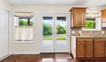136 Riverview Dr, Anderson, MO 64831