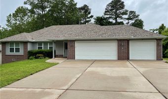 2 Bacton Ln, Bella Vista, AR 72714