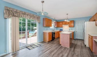 102 LEWIS Ct, Bear, DE 19701