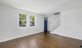 349 Boulevard, Middletown, RI 02842