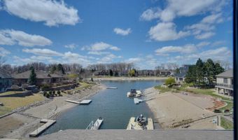 1700 Riverwood Dr, Bismarck, ND 58504