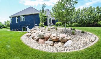 2405 NW 16th Ave, Aberdeen, SD 57401