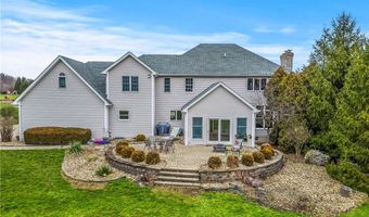 7019 Southberry Hl, Canfield, OH 44406