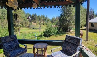 10525 Skunk Creek Rd, Cascade, ID 83611