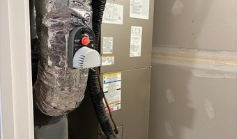 12441 OAK LEAF Ln 2, Berlin, MD 21811